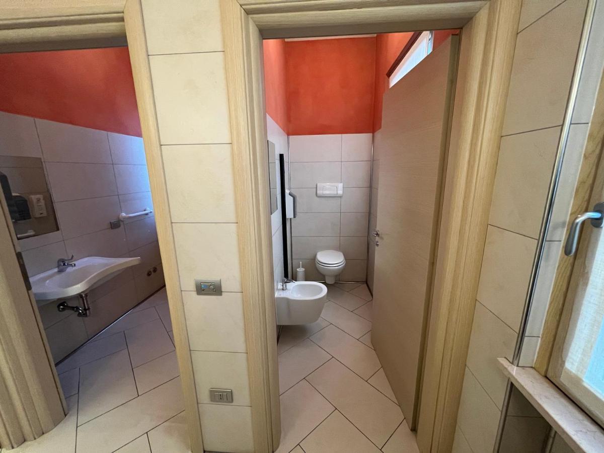 Вилла Casa Danzi Пескьера-дель-Гарда Экстерьер фото